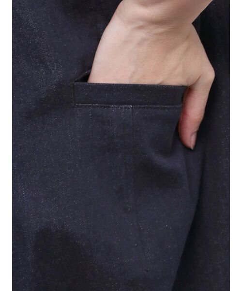 ELENDEEK（エレンディーク）の「バレルシルエットオールインワン（つなぎ/オールインワン・レディース・インディゴブルー/ブラック・02/01）」の22枚目の写真