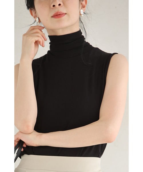 cawaii（カワイイ）の「もっちり伸びるハイネックカットソートップス（Tシャツ/カットソー・レディース・カーキ/ブラック・FREE）」の2枚目の写真