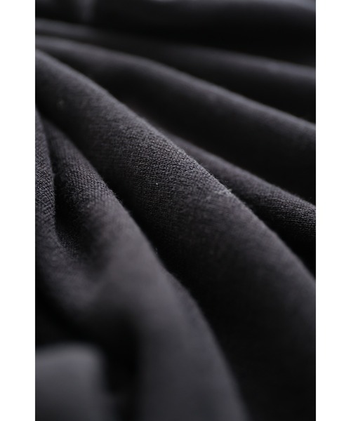 cawaii（カワイイ）の「もっちり伸びるハイネックカットソートップス（Tシャツ/カットソー・レディース・カーキ/ブラック・FREE）」の4枚目の写真