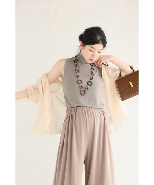 cawaii（カワイイ）の「もっちり伸びるハイネックカットソートップス（Tシャツ/カットソー・レディース・カーキ/ブラック・FREE）」の20枚目の写真