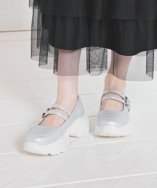 Honeys(ハニーズ)の「厚底ダブルベルトシューズ(その他シューズ・レディース・シルバー/ブラック・S/M/LL/L)」の11枚目の写真