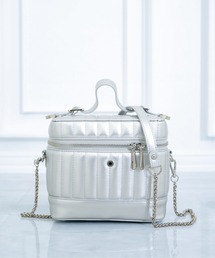 スタッズ」に該当するレディースのショルダーバッグ（シルバー/銀色系