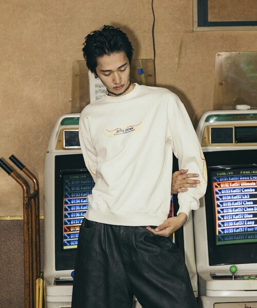 FREAK'S STORE(フリークスストア)の「PIKO/ピコ 別注 プリントロゴ クルーネックスウェット(スウェット・メンズ・ブラック/オレンジ/オフホワイト・X-LARGE/LARGE/MEDIUM)」の14枚目の写真