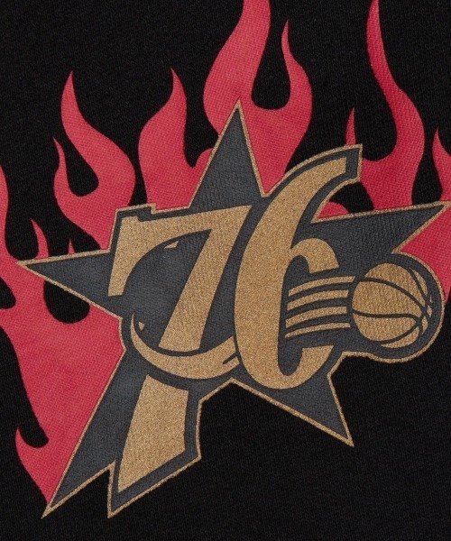 Mitchell&Ness(ミッチェル&ネス)の「Mitchell & Ness NBA SWEATPANTS(ミッチェル&ネス NBA スウェットパンツ)(スウェットパンツ・メンズ・ブラック系4/ブラック系3/ブラック系1/ブラック系2・LARGE/X-LARGE/MEDIUM)」の12枚目の写真