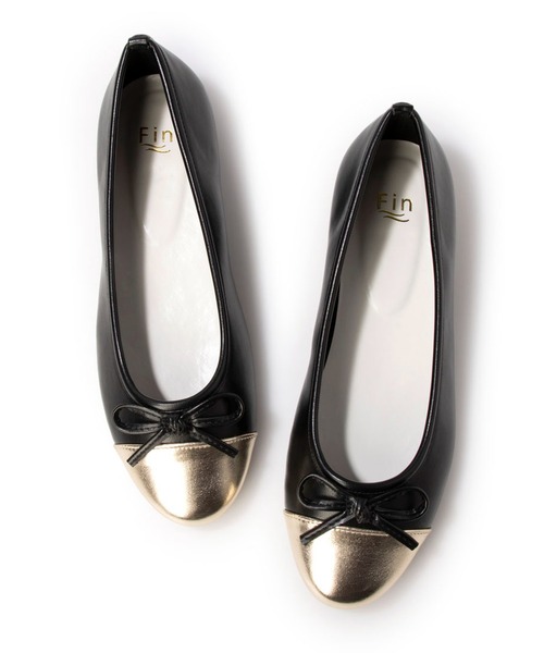 Fin(フィン)の「ゴールドトゥキャップバレエシューズ【低反発スポンジ入り】(バレエシューズ・レディース・ブルー/アイボリー/ブラック・23.5cm/23cm/22.5cm/24.5cm/24cm)」の12枚目の写真