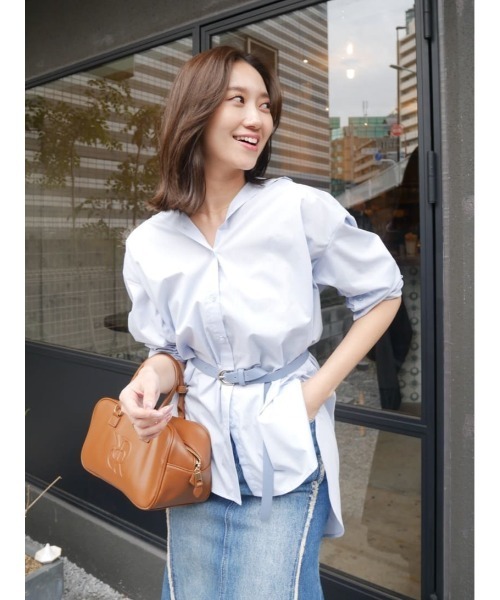 rienda(リエンダ)の「2WAYベルトセットシャツトップス 春服(シャツ/ブラウス・レディース・ピンク系その他/グレー系その他/ブルー・FREE)」の21枚目の写真