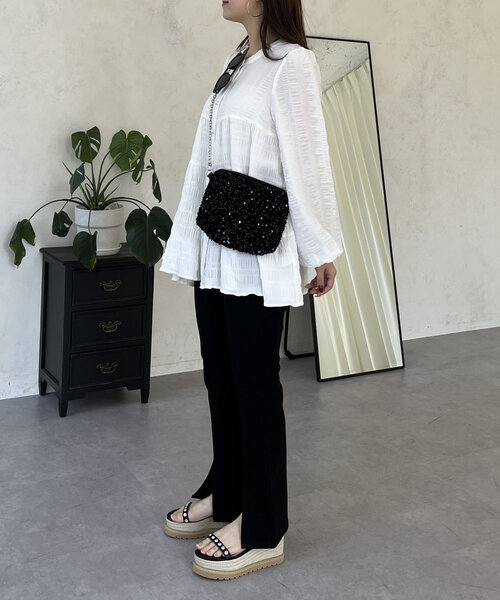 prose verse(プロズヴェール)の「パールボタンシャーリングティアードブラウス(シャツ/ブラウス・レディース・オフホワイト/ブラック・MEDIUM/LARGE)」の18枚目の写真