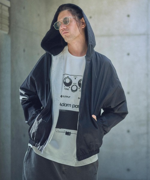 ADAM PATEK(アダムパテック)の「ADAMPATEK/sheer mesh camouflage hooded blouson/メッシュxカモフラフーデッドブルゾン(AP2513033)(ブルゾン・レディース・ブラック/ホワイト・1/2)」の1枚目の写真