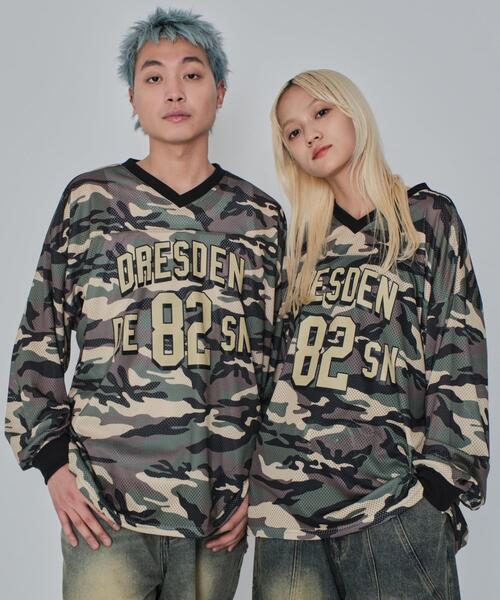 WEGO(ウィゴー)の「WEGO/カモフラナンバリングホッケーロンT(Tシャツ/カットソー・メンズ・カーキ/ブルー・MEDIUM/LARGE)」の1枚目の写真