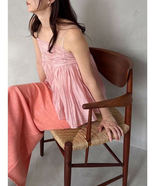 OUNNOUN（オウンノウン）の「【OUNNOUN】ペプラムキャミソールブラウス（シャツ/ブラウス・レディース・チャコールグレー/ライトグレー/ピンク・FREE）」の4枚目の写真