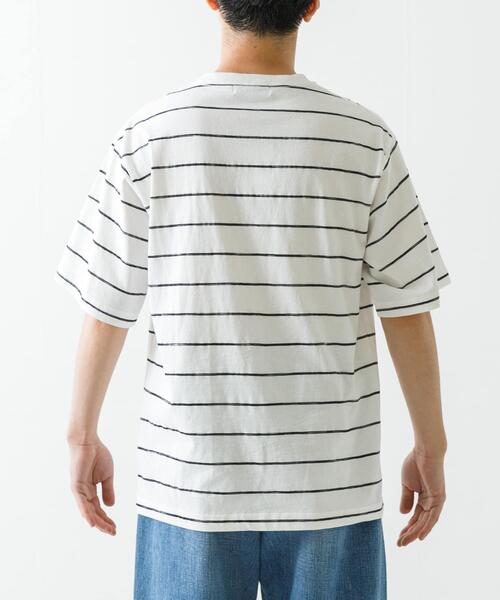 URBAN RESEARCH（アーバンリサーチ）の「RELAX FIT BORDER T-SHIRTS（Tシャツ/カットソー・メンズ・ネイビー/ホワイト・MEDIUM/LARGE）」の14枚目の写真