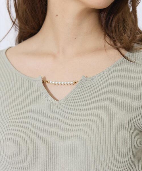 SWINGLE（スウィングル）の「パールキーネックニットプルオーバー（ニット/セーター・レディース・ネイビー/ピンク/ライトベージュ/ミント・FREE）」の20枚目の写真