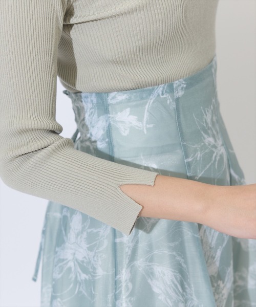 SWINGLE（スウィングル）の「パールキーネックニットプルオーバー（ニット/セーター・レディース・ネイビー/ピンク/ライトベージュ/ミント・FREE）」の19枚目の写真