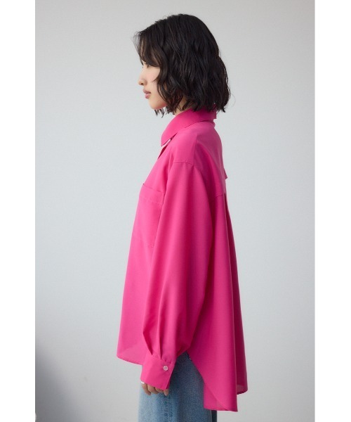 AZUL by moussy（アズールバイマウジー）の「イージーケアバックタックルーズシャツ（シャツ/ブラウス・レディース・アイボリー/グレー/ピンク・FREE）」の9枚目の写真