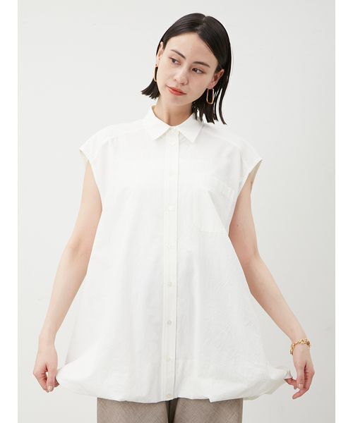 Mila Owen(ミラオーウェン)の「バルーンヘムノースリシャツ(シャツ/ブラウス・レディース・ホワイト/ブルー/チャコールグレー・FREE)」の1枚目の写真