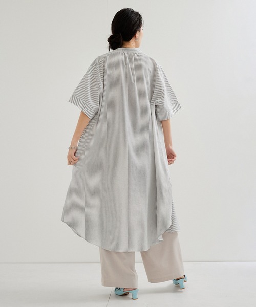 le cercle ADAM ET ROPE'（ルセルクルアダムエロペ）の「ストライプシャツワンピース（シャツワンピース・レディース・グレー系その他/ブルー系その他/イエロー系その他/レッド系その他・FREE）」の8枚目の写真