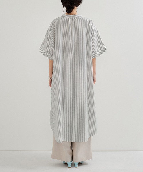 le cercle ADAM ET ROPE'（ルセルクルアダムエロペ）の「ストライプシャツワンピース（シャツワンピース・レディース・グレー系その他/ブルー系その他/イエロー系その他/レッド系その他・FREE）」の20枚目の写真