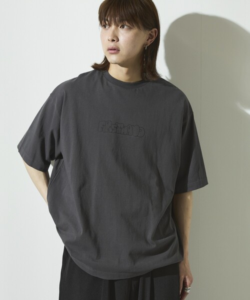 Firsthand(ファーストハンド)の「Firsthand/ファーストハンド 6オンス フロントアートプリント クルーネックTシャツ / スケーターロゴ / プリントTシャツ(Tシャツ/カットソー・メンズ・ホワイト/チャコールグレー/ブラック・L/M)」の17枚目の写真