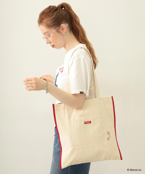 Miffy( ミッフィー)の「MILKFED. x MIFFY ICON TOTE(トートバッグ・レディース・ブルー/レッド・ONE SIZE)」の13枚目の写真