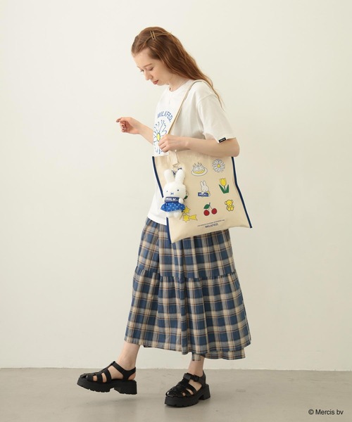 Miffy( ミッフィー)の「MILKFED. x MIFFY ICON TOTE(トートバッグ・レディース・ブルー/レッド・ONE SIZE)」の7枚目の写真