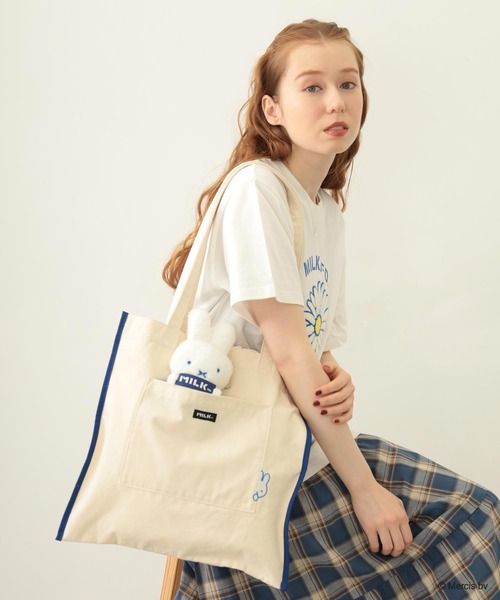 Miffy( ミッフィー)の「MILKFED. x MIFFY ICON TOTE(トートバッグ・レディース・ブルー/レッド・ONE SIZE)」の4枚目の写真