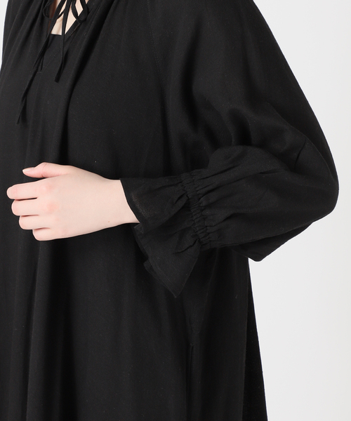 JOURNAL STANDARD relume（ジャーナルスタンダード　レリューム）の「レーヨンコットンギャザーワンピース（ワンピース・レディース・ブラック/ブラウン・FREE）」の7枚目の写真