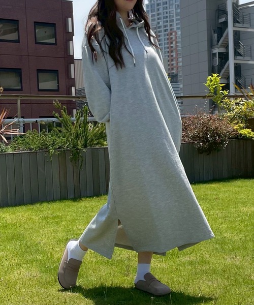 ROXY（ロキシー）の「SUNDANCE DRESS /ロキシーフーディースウェットロングワンピース（ワンピース・レディース・グレー/ブラック/ベージュ・MEDIUM/LARGE）」の6枚目の写真