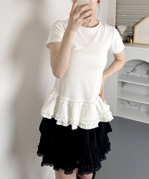 VIVID LADY（ビビッドレディー）の「裾フリル スリムロングT 半袖/Ruffled Hem Slim Short Sleeves（Tシャツ/カットソー・レディース・ホワイト/グレー・FREE）」の12枚目の写真