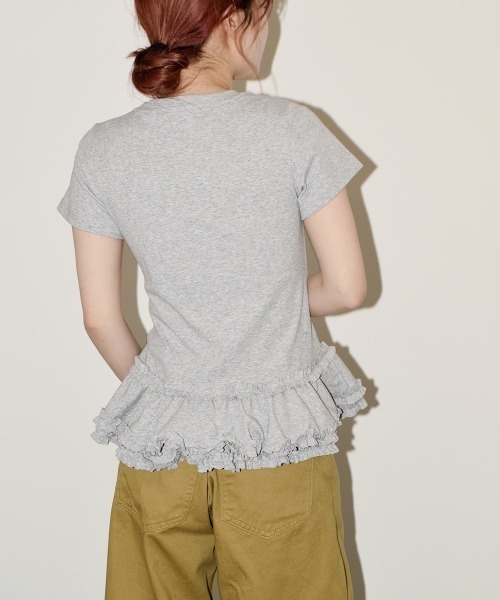 VIVID LADY（ビビッドレディー）の「裾フリル スリムロングT 半袖/Ruffled Hem Slim Short Sleeves（Tシャツ/カットソー・レディース・ホワイト/グレー・FREE）」の20枚目の写真