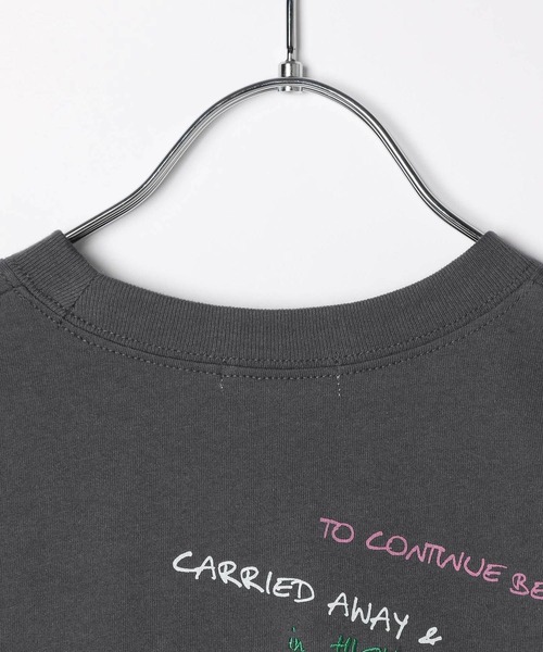 LEPSIM（レプシィム）の「【KIDS】カラフル手描きロゴT　451661（Tシャツ/カットソー・キッズ・オフホワイト/チャコールグレー/ベージュ・120/140）」の8枚目の写真