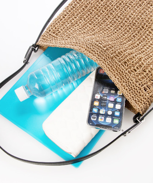 cache cache（カシュ カシュ）の「カシュカシュ cachecache / フリーハンドルクロッシェトート（かごバッグ・レディース・ブラック/グレー/キャメル・FREE）」の8枚目の写真