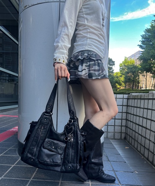 .KOM（ドットコム）の「A'GEM/9 × .kom 『.KOM/ドットケーオーエム』A4対応のレザー2WAY ショルダーバッグ（ショルダーバッグ・メンズ・ブラック・FREE）」の12枚目の写真