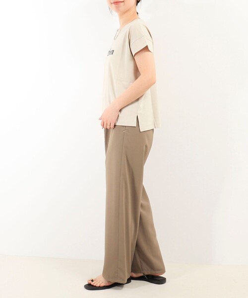 MICO COULIER（ミコクリエ）の「超長綿フロッキー×箔プリントTシャツ（Tシャツ/カットソー・レディース・ベージュ/オフホワイト/チャコールグレー・38）」の8枚目の写真