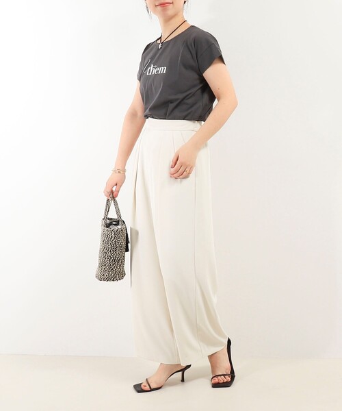 MICO COULIER（ミコクリエ）の「超長綿フロッキー×箔プリントTシャツ（Tシャツ/カットソー・レディース・ベージュ/オフホワイト/チャコールグレー・38）」の11枚目の写真