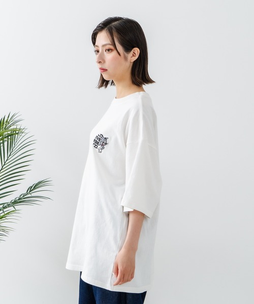 CONVERSE(コンバース)の「【CONVERSE/コンバース】×【TOM AND JERRY/トムとジェリー】ブランドロゴ 刺繍 オーバーサイズ Tシャツ(Tシャツ/カットソー・レディース・ブラック/ホワイト・LARGE/MEDIUM)」の11枚目の写真