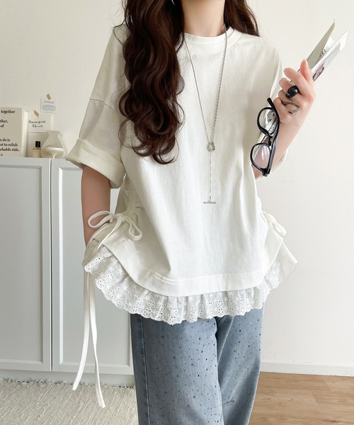 classicalelf（クラシカルエルフ）の「体型カバーも叶う！重ね着風で即こなれ感♪ レイヤード風サイドドロスト裾 綿100％レースビッグTシャツ（Tシャツ/カットソー・レディース・グリーン/チャコール/オフホワイト・SMALL/MEDIUM/LARGE/X-LARGE）」の4枚目の写真