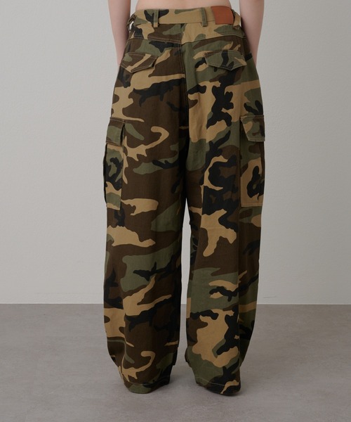 RAY CASSIN（レイカズン）の「タックカーゴパンツ（カーゴパンツ・レディース・ホワイト/グリーン系その他2・FREE）」の21枚目の写真