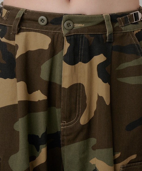 RAY CASSIN（レイカズン）の「タックカーゴパンツ（カーゴパンツ・レディース・ホワイト/グリーン系その他2・FREE）」の22枚目の写真