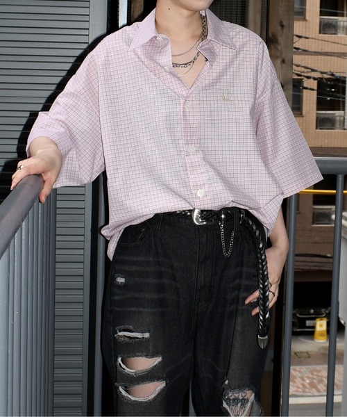 Anytime Songs(エニータイムソングス)の「one point embroidery check shirt/ワンポイント 刺繍 ミニチェック 半袖シャツ(シャツ/ブラウス・メンズ・ブルー/チャコールグレー/ピンク/ブラウン・M/L/XL)」の13枚目の写真