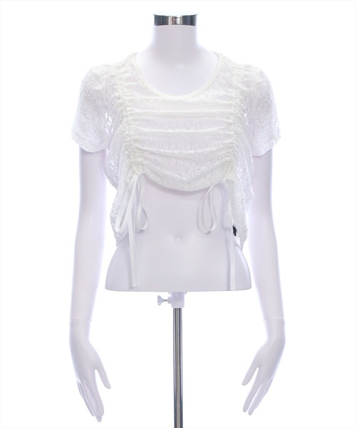 clear（クリア）の「ドロストリボンレース半袖トップス&キャミセット[韓国ファッション 大人 細見え]（Tシャツ/カットソー・レディース・オフホワイト/ブラック・F）」の17枚目の写真