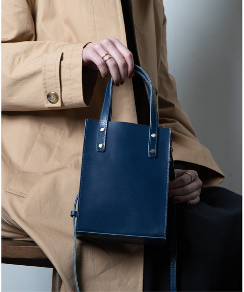 Hallelujah(ハレルヤ)の「ショルダーバッグ 2Way Kleine バッファローレザー(ショルダーバッグ・レディース・ブラック/インディゴブルー/ブラウン/グリーン/キャメル/レッド・FREE)」の5枚目の写真