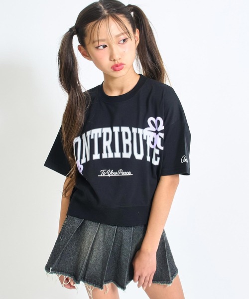 ANAP GiRL(アナップガール)の「カレッジ フラワー スプレー クロップド Tシャツ 【キッズお揃い】(Tシャツ/カットソー・キッズ・ライトグレー/ブラック/ライトイエロー・XS/M/S)」の2枚目の写真