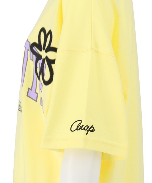 ANAP GiRL(アナップガール)の「カレッジ フラワー スプレー クロップド Tシャツ 【キッズお揃い】(Tシャツ/カットソー・キッズ・ライトグレー/ブラック/ライトイエロー・XS/M/S)」の19枚目の写真