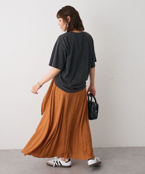 CRAFT STANDARD BOUTIQUE(クラフトスタンダードブティック)の「ピグメント刺繍TEE1【ユニセックス】(Tシャツ/カットソー・レディース・ベージュ/グレー/チャコールグレー・M/L)」の17枚目の写真