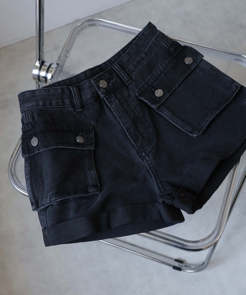 美品　AMOMENTO ブラック ポケット デニムショートパンツ 美品 AMOMENTO ブラック ポケット デニムショートパンツ レディース