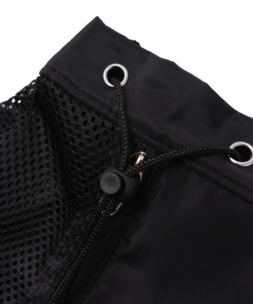 VitaFelice（ヴィータフェリーチェ）の「メッシュナイロンバッグ ナップサック 撥水 超軽量 夏バッグ（バックパック/リュック・レディース・ブラック・FREE）」の4枚目の写真