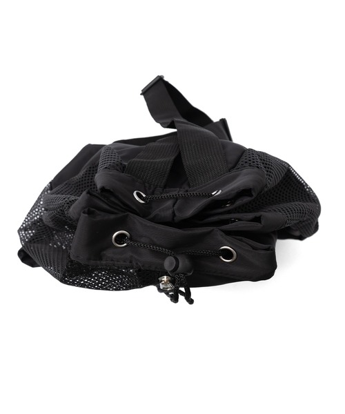 VitaFelice（ヴィータフェリーチェ）の「メッシュナイロンバッグ ナップサック 撥水 超軽量 夏バッグ（バックパック/リュック・レディース・ブラック・FREE）」の5枚目の写真