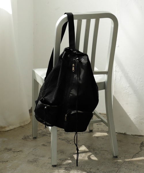 VitaFelice（ヴィータフェリーチェ）の「メッシュナイロンバッグ ナップサック 撥水 超軽量 夏バッグ（バックパック/リュック・レディース・ブラック・FREE）」の9枚目の写真