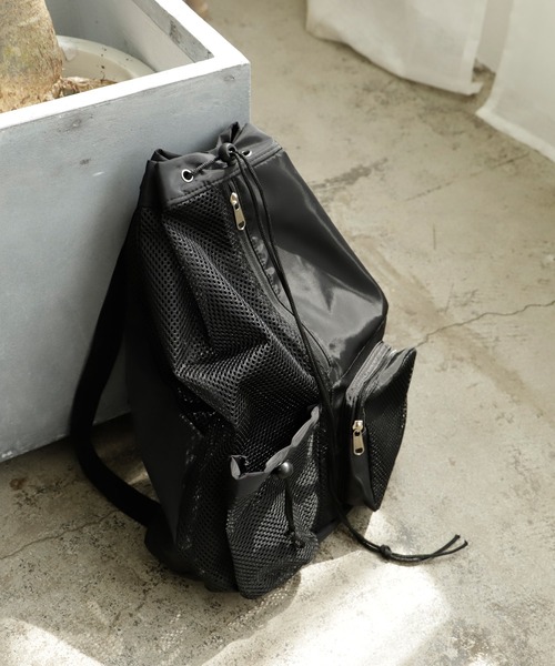 VitaFelice（ヴィータフェリーチェ）の「メッシュナイロンバッグ ナップサック 撥水 超軽量 夏バッグ（バックパック/リュック・レディース・ブラック・FREE）」の20枚目の写真