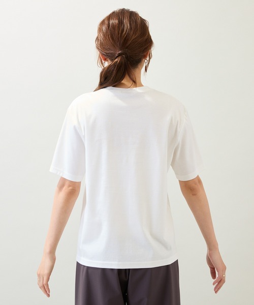 Rose Tiara(ローズティアラ)の「【接触冷感/綿100%/手洗いOK】巻きバラ刺繍カットソー(Tシャツ/カットソー・レディース・オフホワイト/ブラック・38/42/46)」の8枚目の写真
